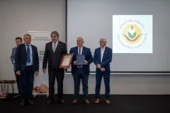 gal-1731586758-67d3fae59d9c8