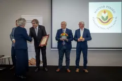 gal-1731586844-67d3faf7cd7d6